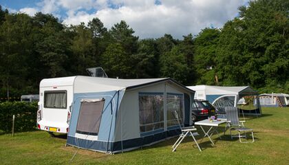 Versicherungen für Dauercamping, Campingplatz, Wohnwagen, Mobilheim, Bauwagen, Tiny House - CampingAssec